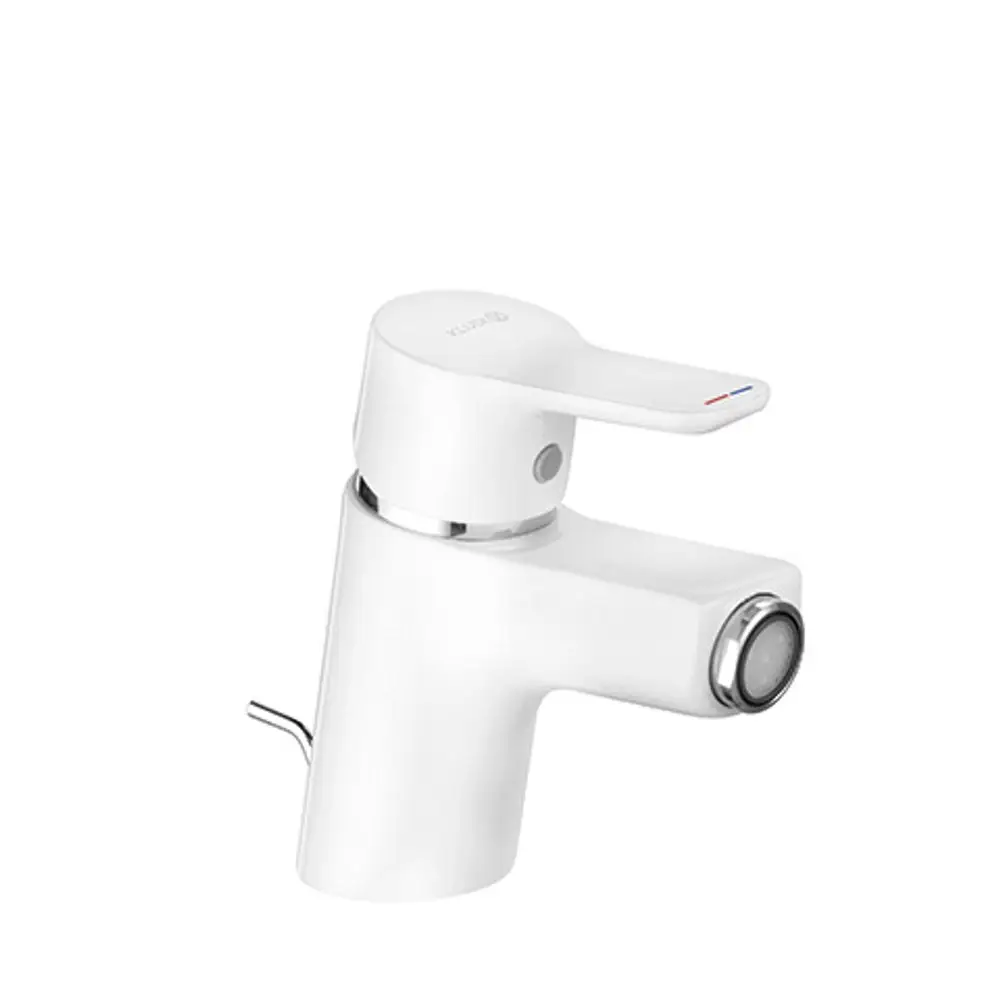 Weißer Bidet-Mischer von Kludi mit einer Metallablaufgarnitur und einem Hebel zur Temperatur- und Mengenregulierung.